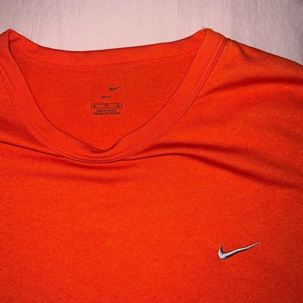 Nike Dri-FIT Athletic Performance Tee Orange Size XL